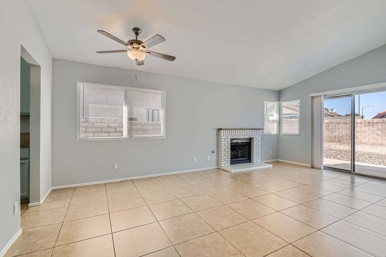 7698 Barbican Ct - Photo 2 of 22