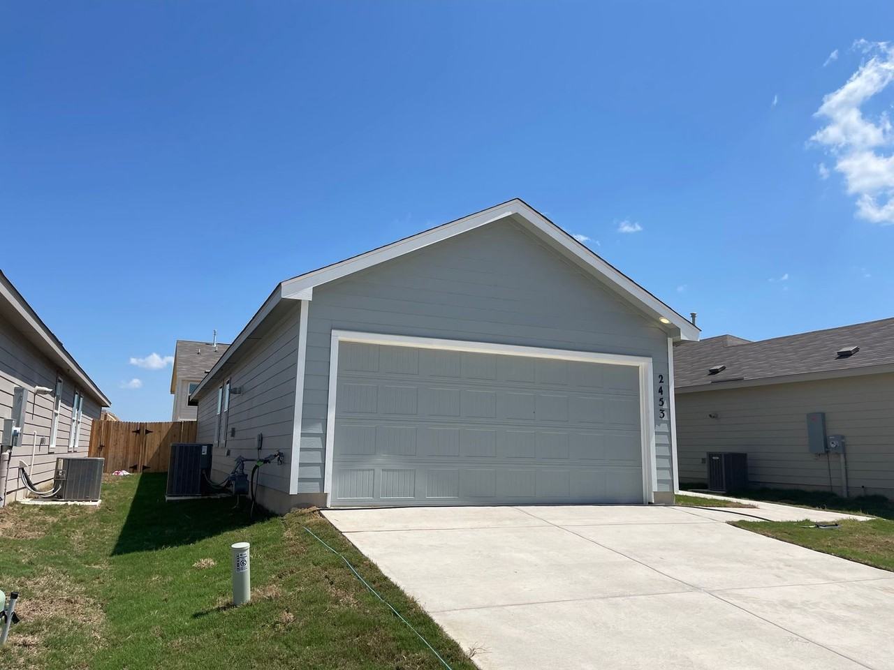 2453 Broken Arrow - Photo 3 of 24