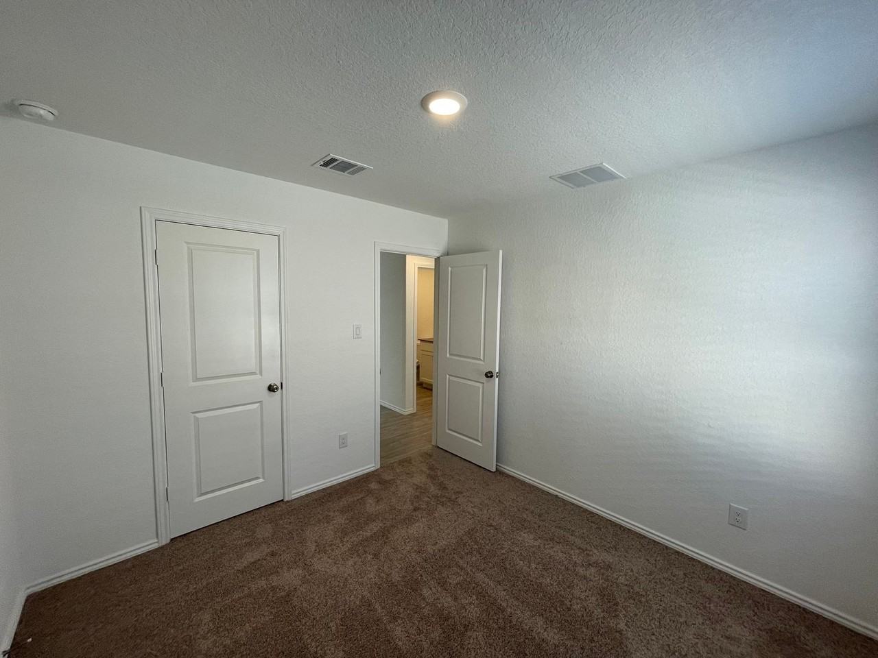 2453 Broken Arrow - Photo 7 of 24