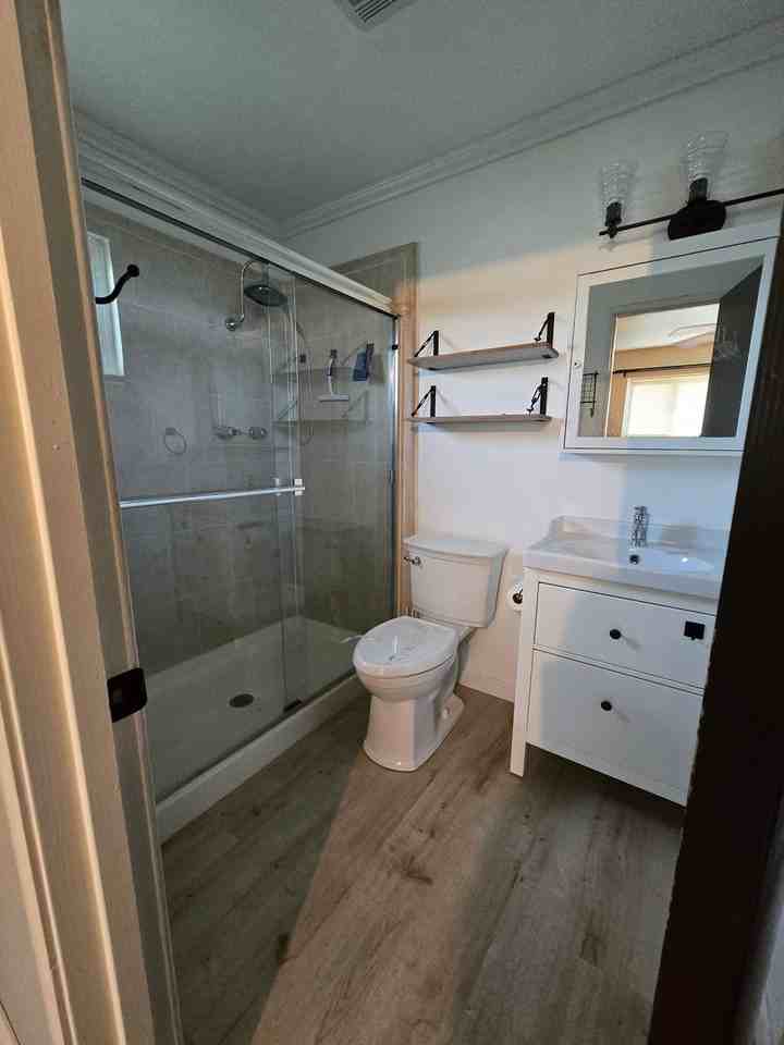 395 W Spruce Ave - Photo 5 of 17