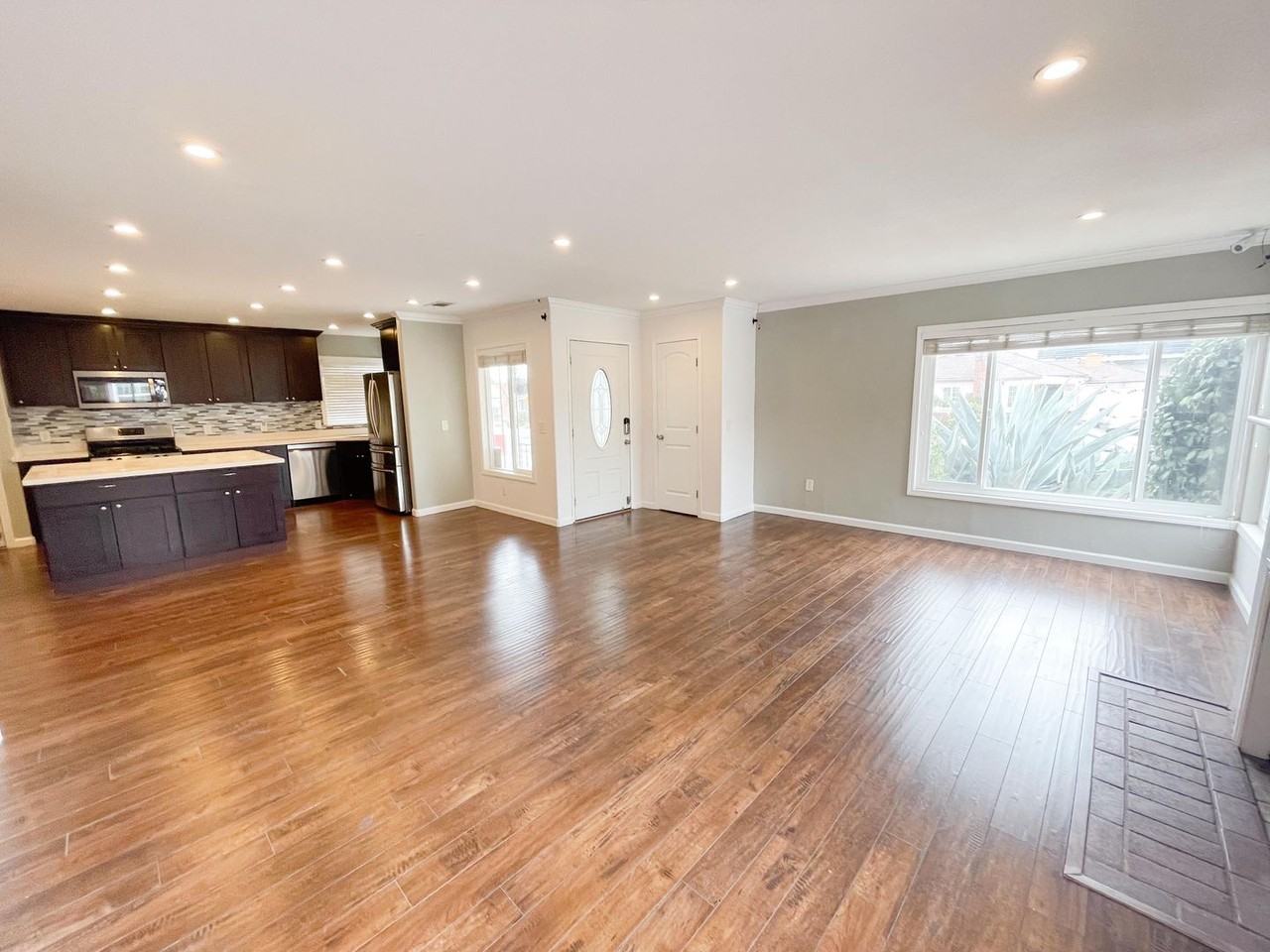 1254 139th Ave - Photo 3 of 26
