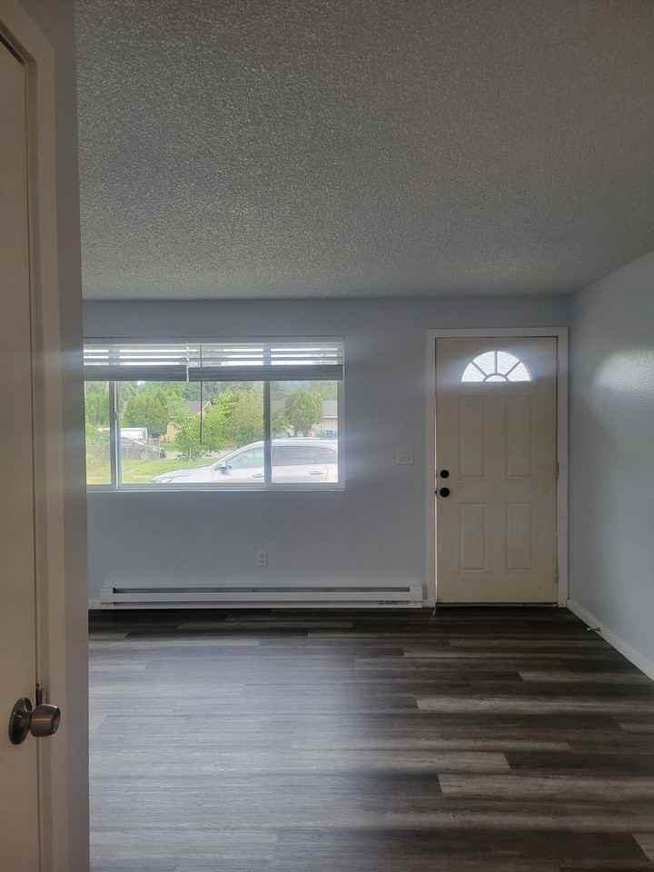 509 2nd Ave Se - Photo 3 of 14