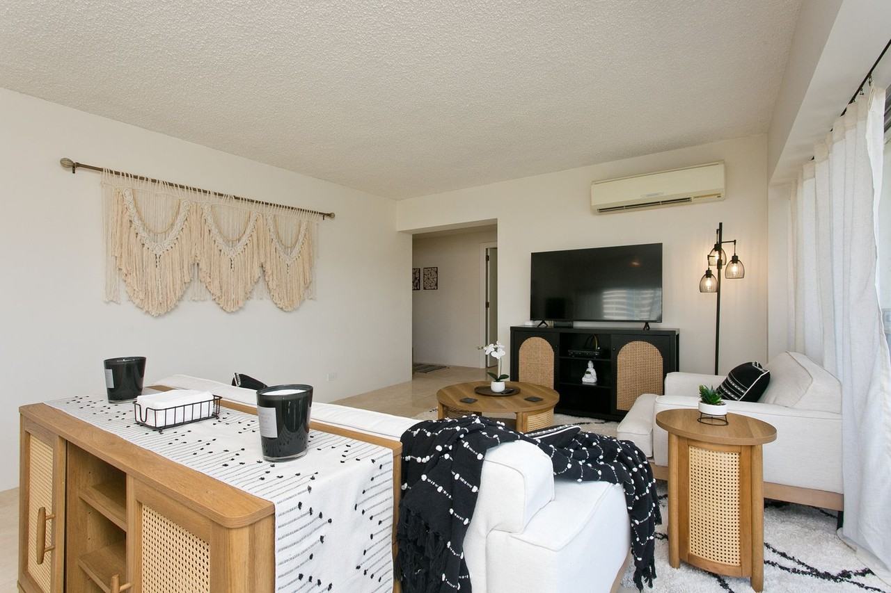 2015 Ala Wai Blvd #9C - Photo 3 of 18