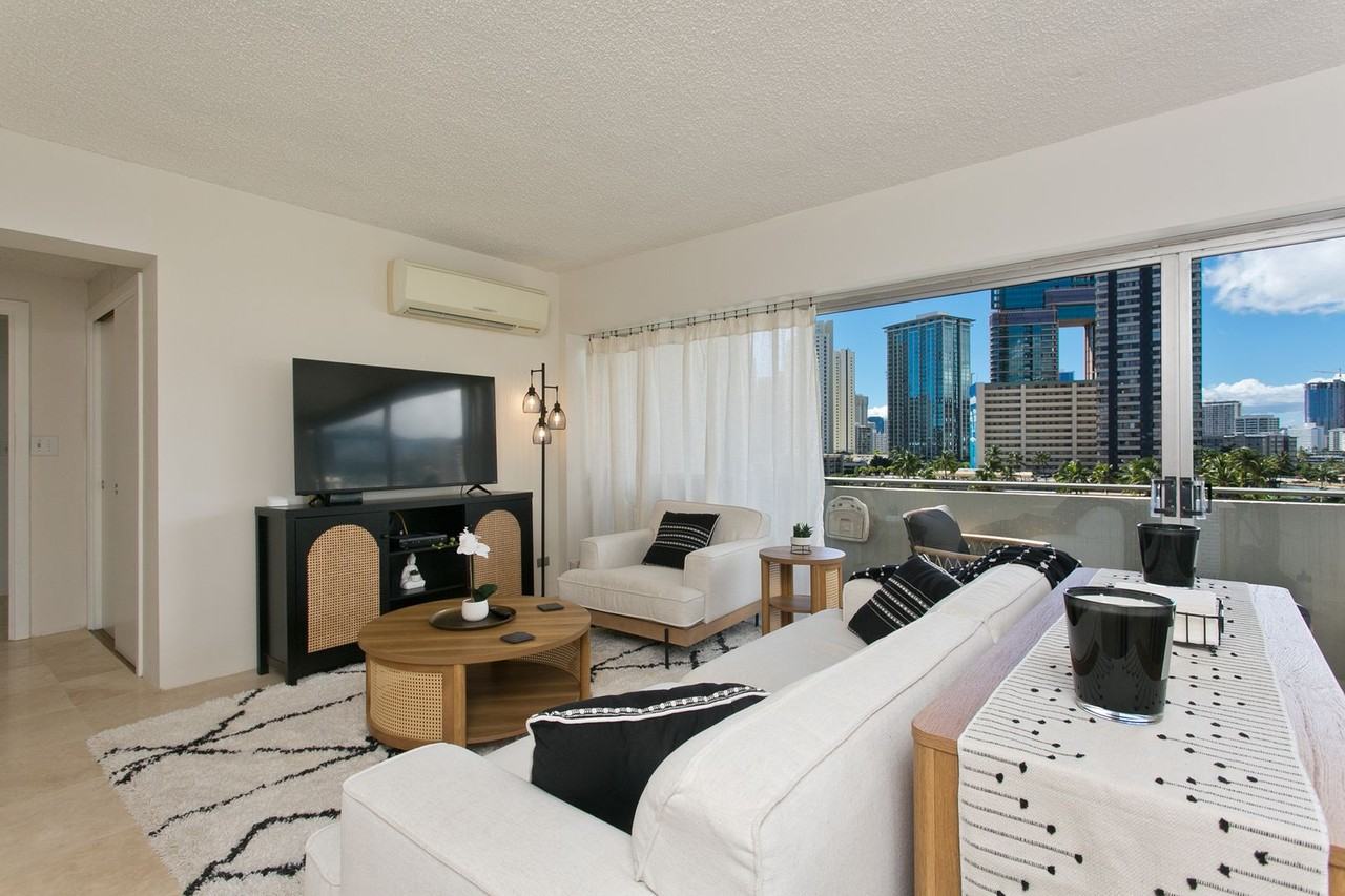 2015 Ala Wai Blvd #9C - Photo 4 of 18