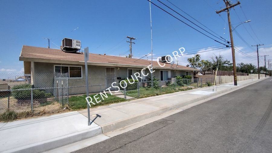 45307 5th St E - Photo 2 of 20
