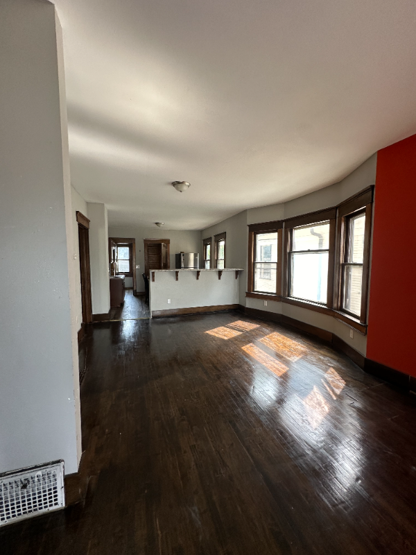 3220 N 9th St #3220 - Photo 2 of 10