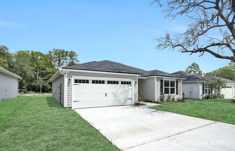 8131 Oklahoma St - Photo 2 of 17