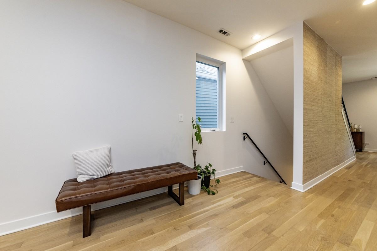 1916 N Kedzie Ave #2F - Photo 7 of 13