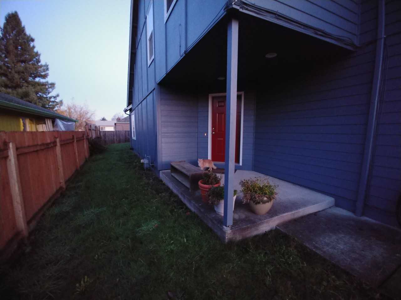 1610 Gem Pl Ne #1610 - Photo 2 of 14