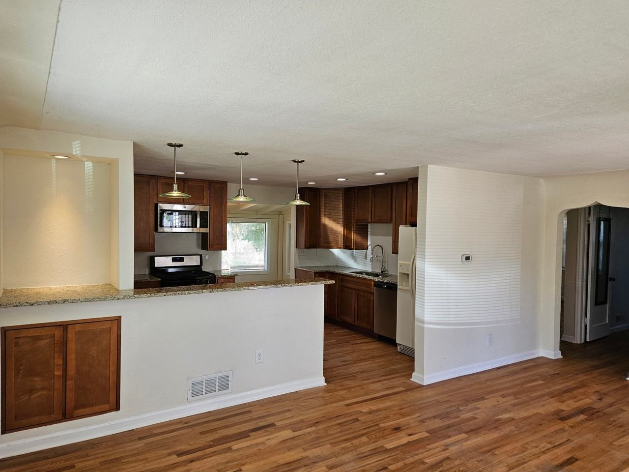 935 S Dale Ct #NA - Photo 2 of 11