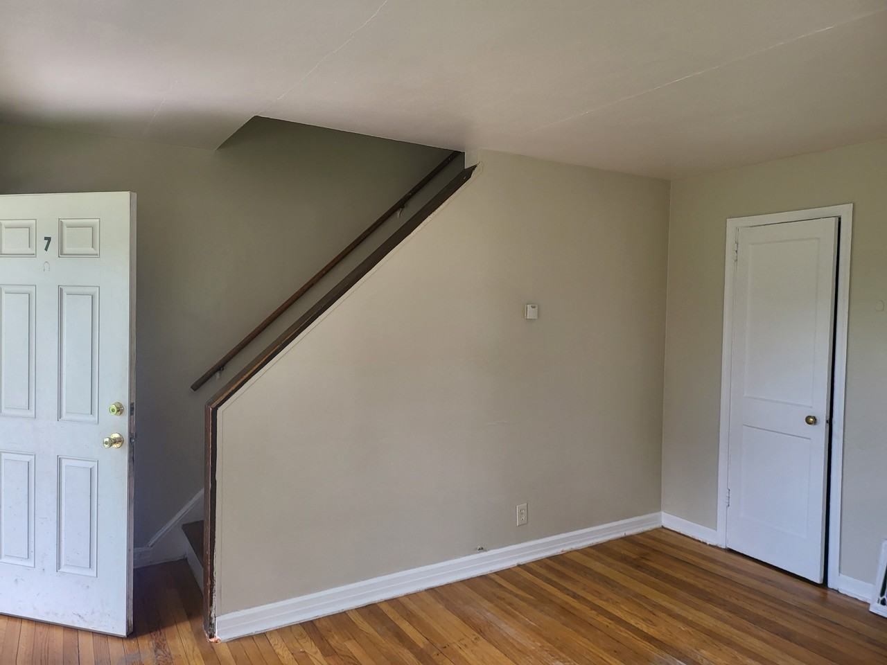 504 W Brighton Ave #5 - Photo 2 of 6