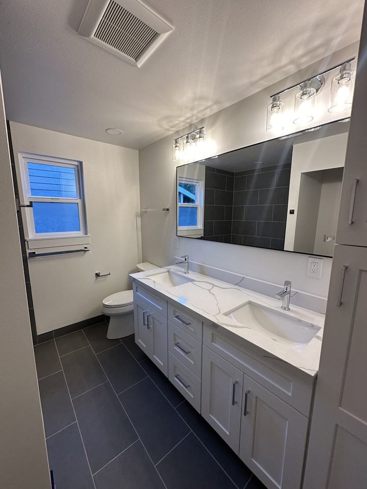 952 28th St Ne #952 - Photo 2 of 7