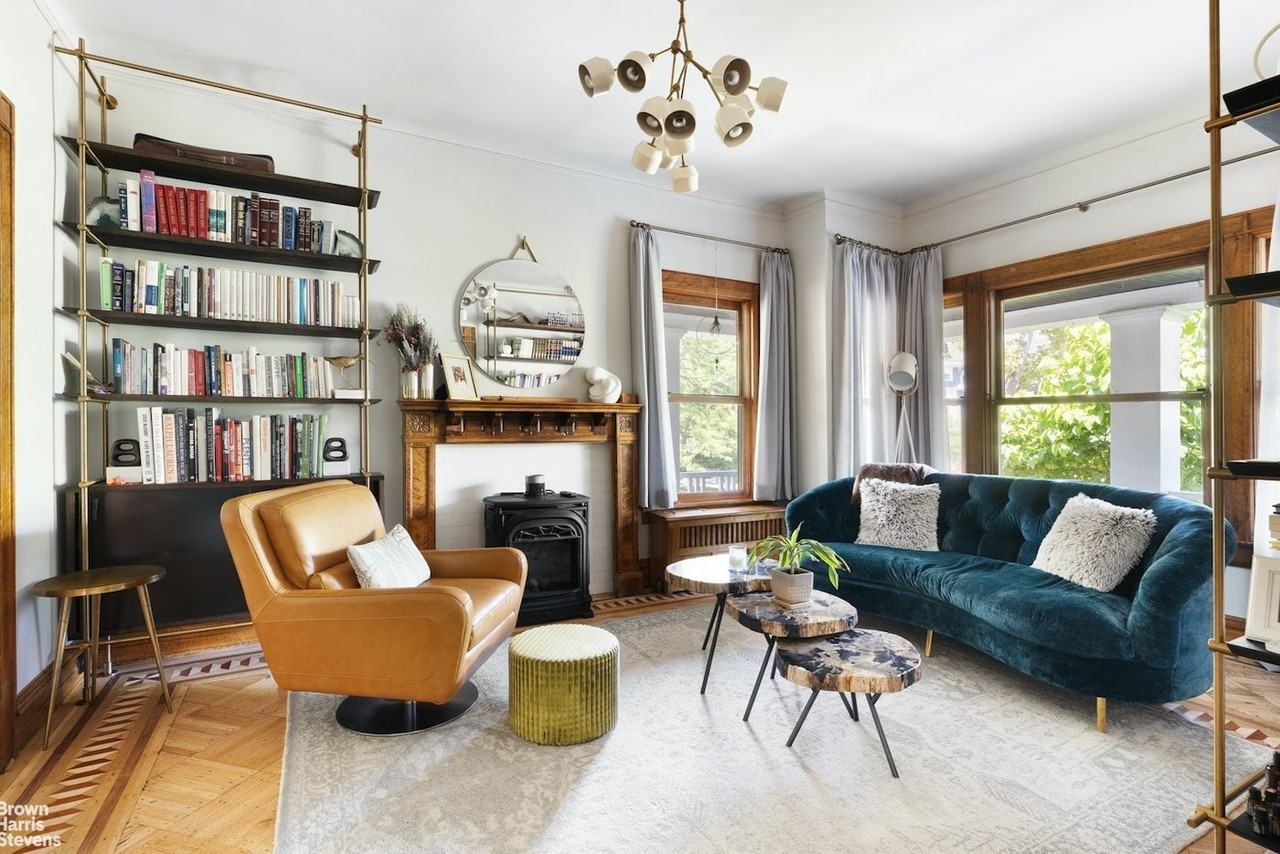 776 E 17th St - Photo 2 of 26