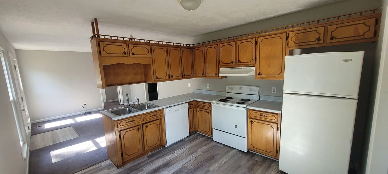 124 Meadowbrook Drive - Photo 7 of 12