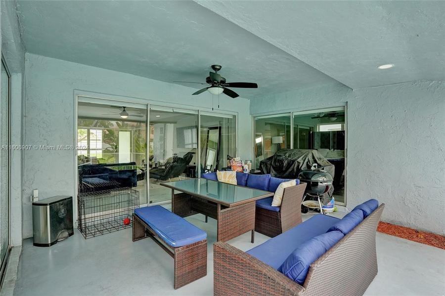 9774 Nw 19th Pl - Photo 3 of 8