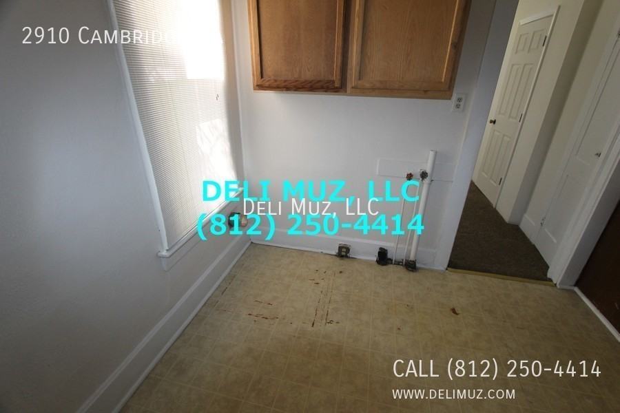 2910 Cambridge St #A - Photo 3 of 18