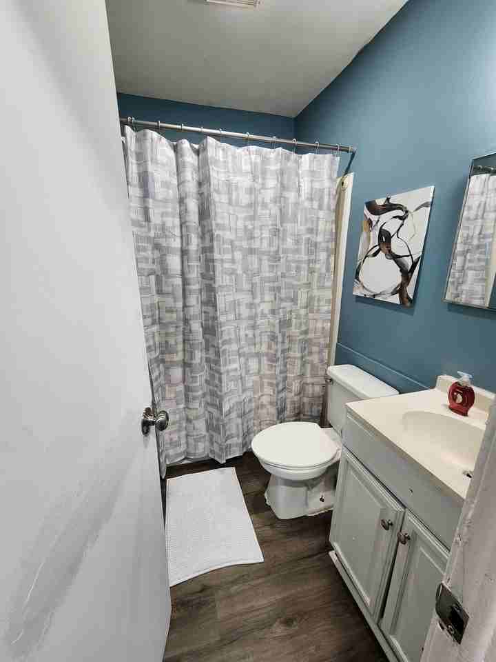 Central Park Ct - Photo 3 of 5