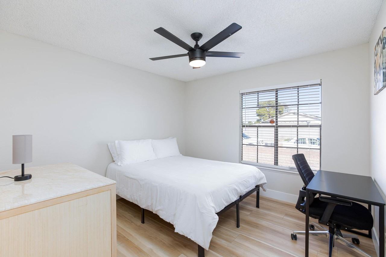 Sepulveda Blvd - Photo 3 of 4