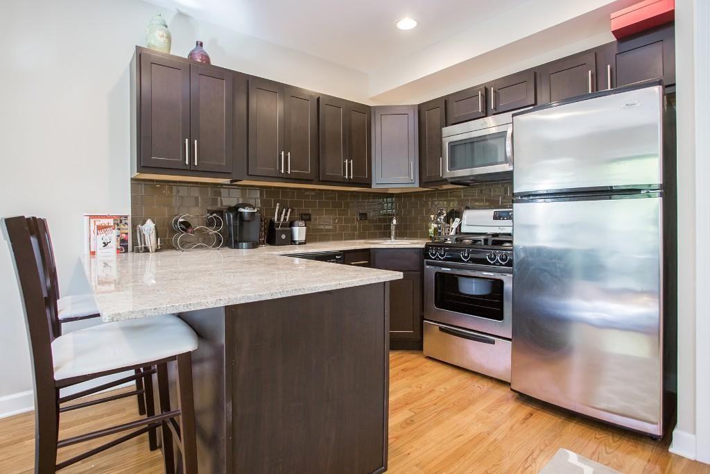 4759 N Maplewood Ave #304 - Photo 2 of 8