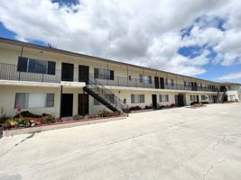 featured image of 920 N Avalon Pl