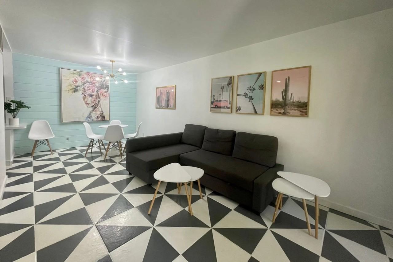 510 N Villa Court 111 - Photo 3 of 10