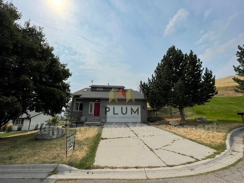 2717 Old Quarry Rd - Photo 2 of 42