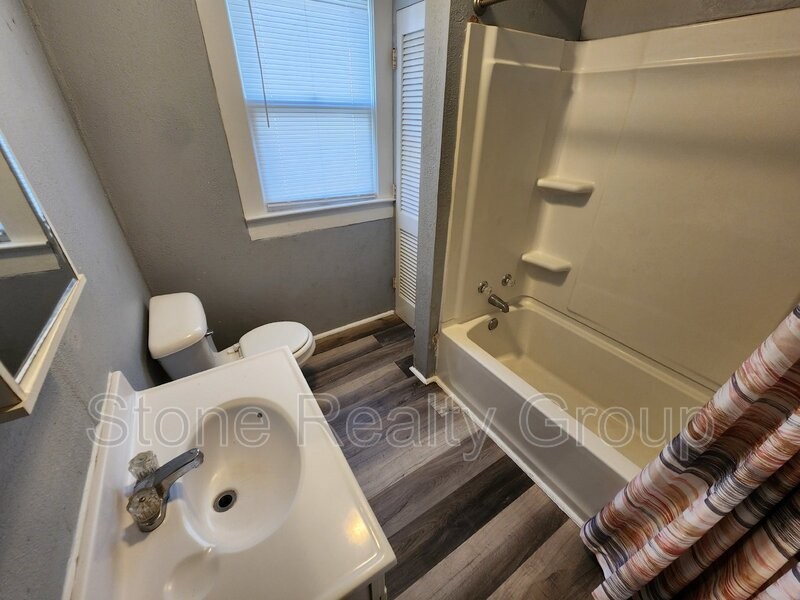 1628 S 11th St - Photo 7 of 8
