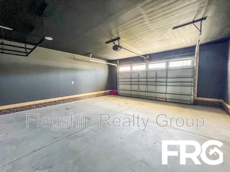 202 Fynloch Chase Dr - Photo 2 of 36