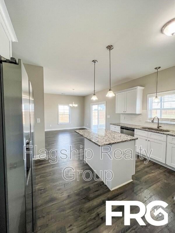 202 Fynloch Chase Dr - Photo 3 of 36