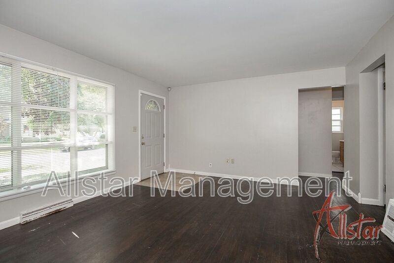1617 Osage Ave - Photo 5 of 21