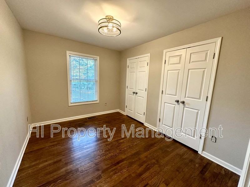 146 Catlin Cir - Photo 3 of 35