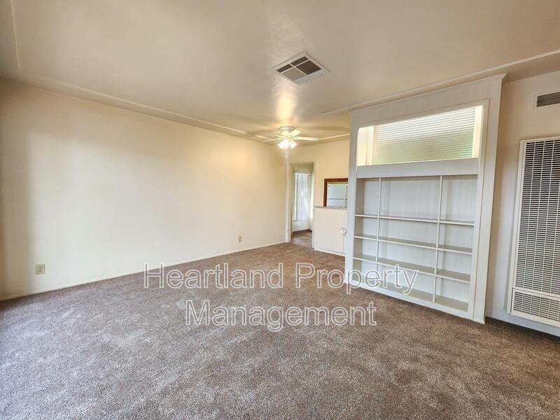 5127 Wilson St - Photo 3 of 9