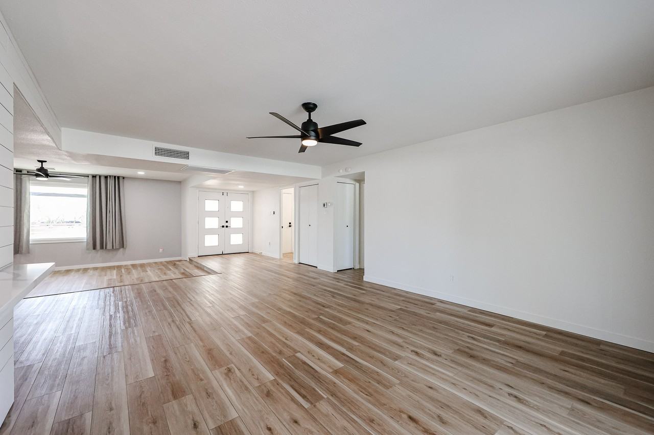 1430 E Bell De Mar Dr - Photo 5 of 50