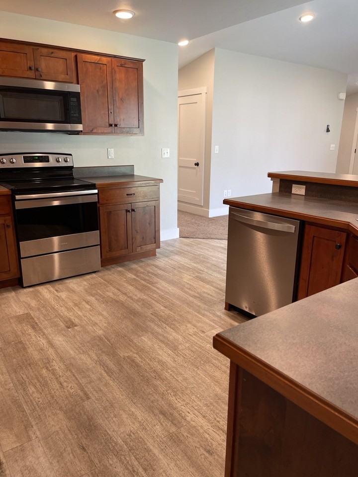 1420 21st St - Photo 3 of 17