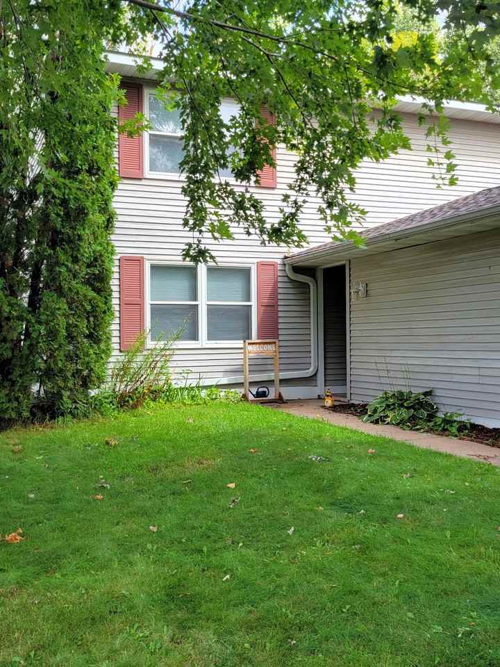 2213A Namekagon St - Photo 2 of 20