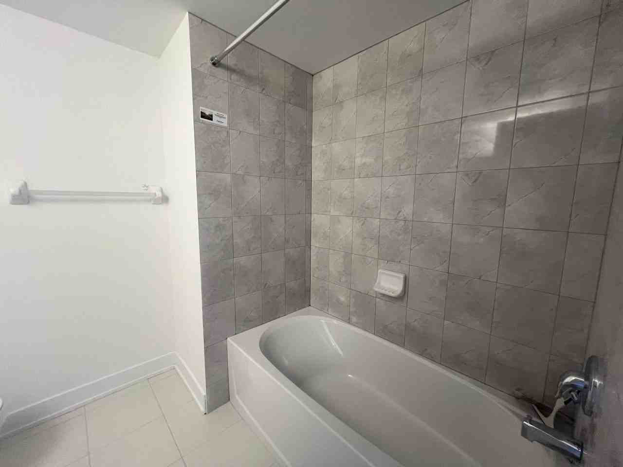 59 Coronation Pky - Photo 2 of 20