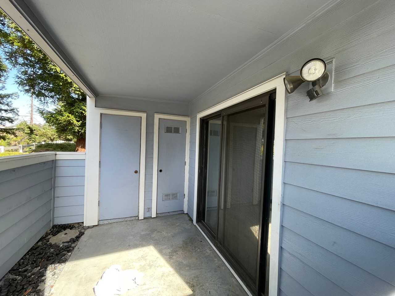 2745 Winding Ln - Photo 7 of 20