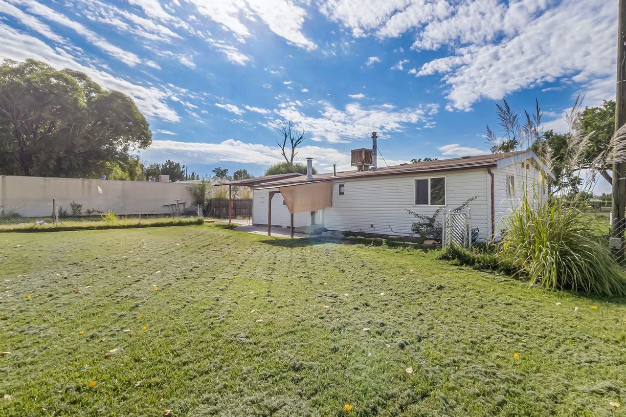 3320 E 3/4 Rd - Photo 3 of 5