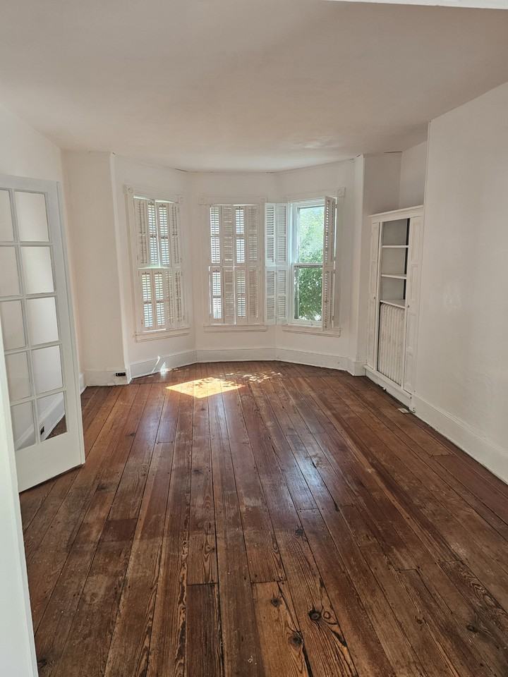 176 W Main St - Photo 6 of 14