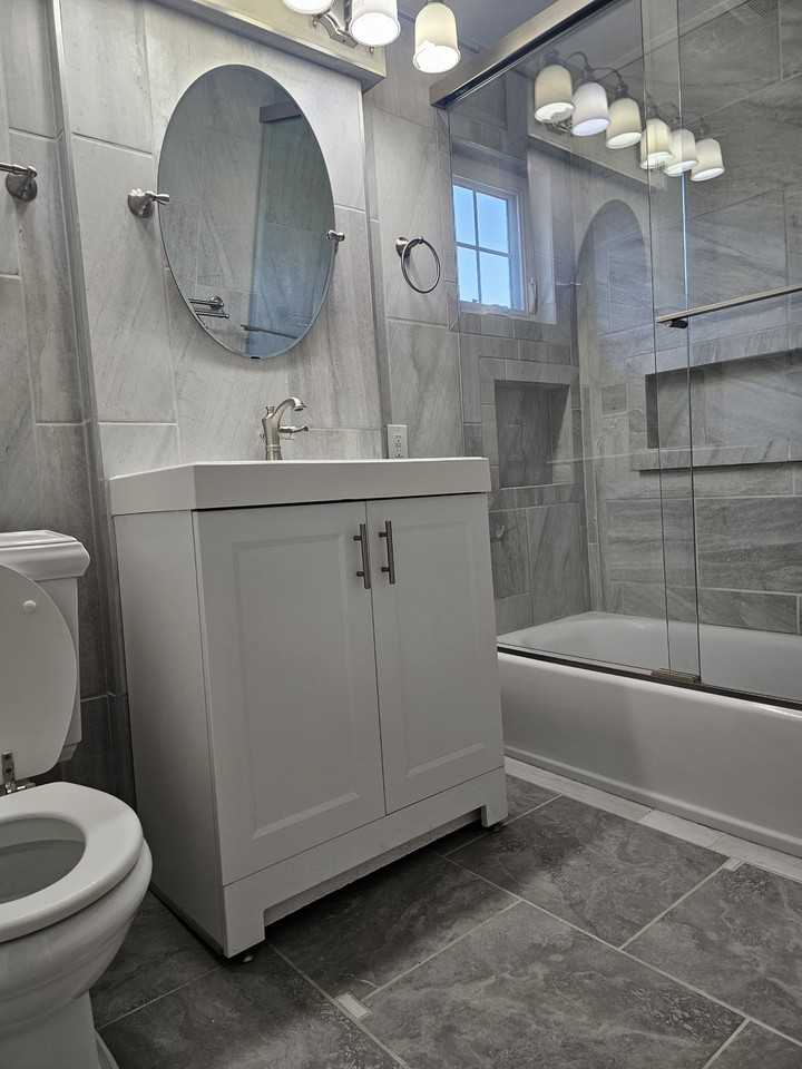 176 W Main St - Photo 7 of 14