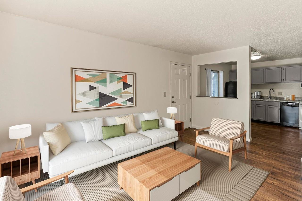 Westport Crossing Apartments - Photo 4 of 50