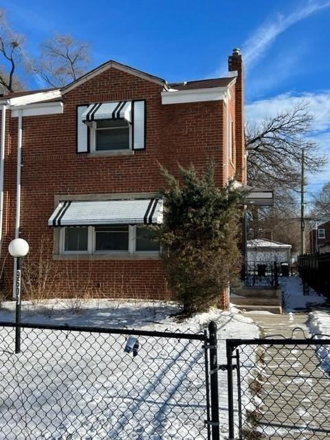 9609 South Euclid Avenue - Photo 3 of 4