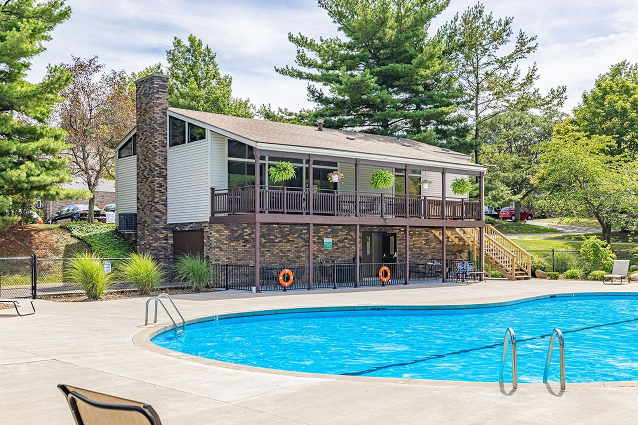 Willowood Village Apartments & Townhomes - Photo 7 of 42