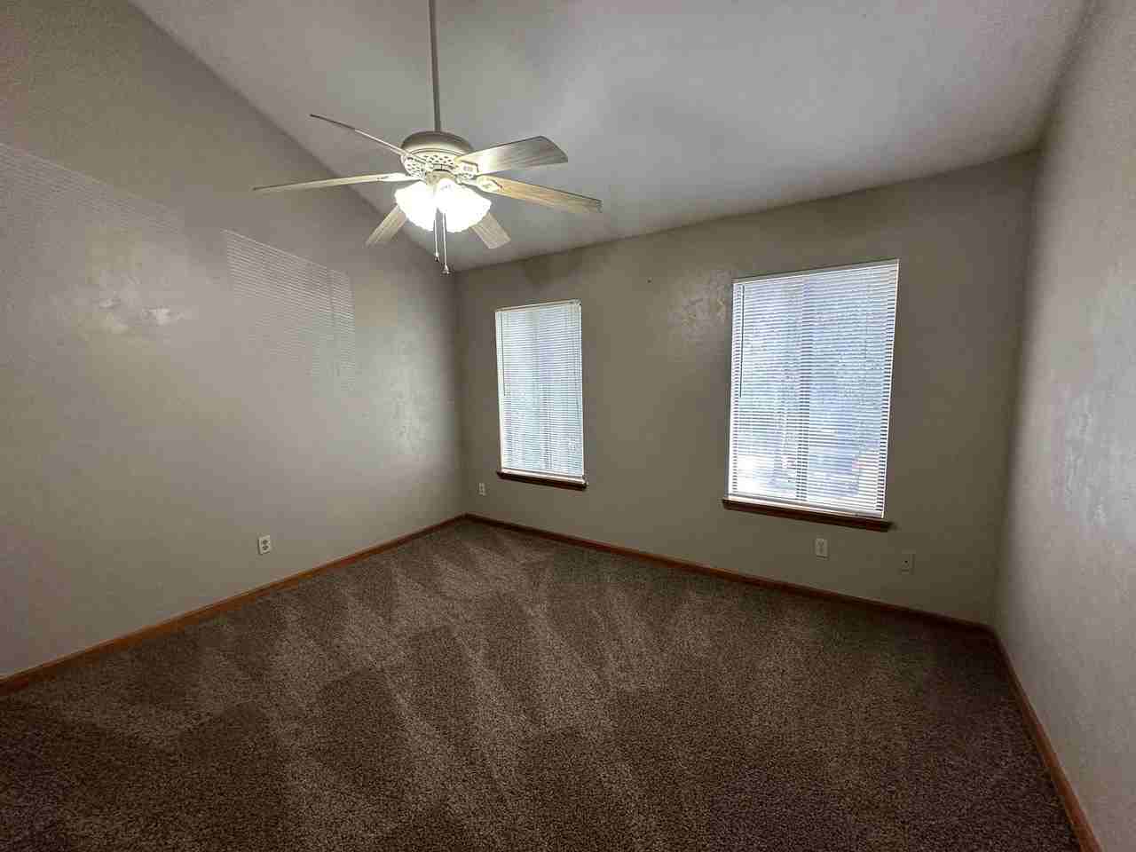 1504 Keily Run - Photo 5 of 9