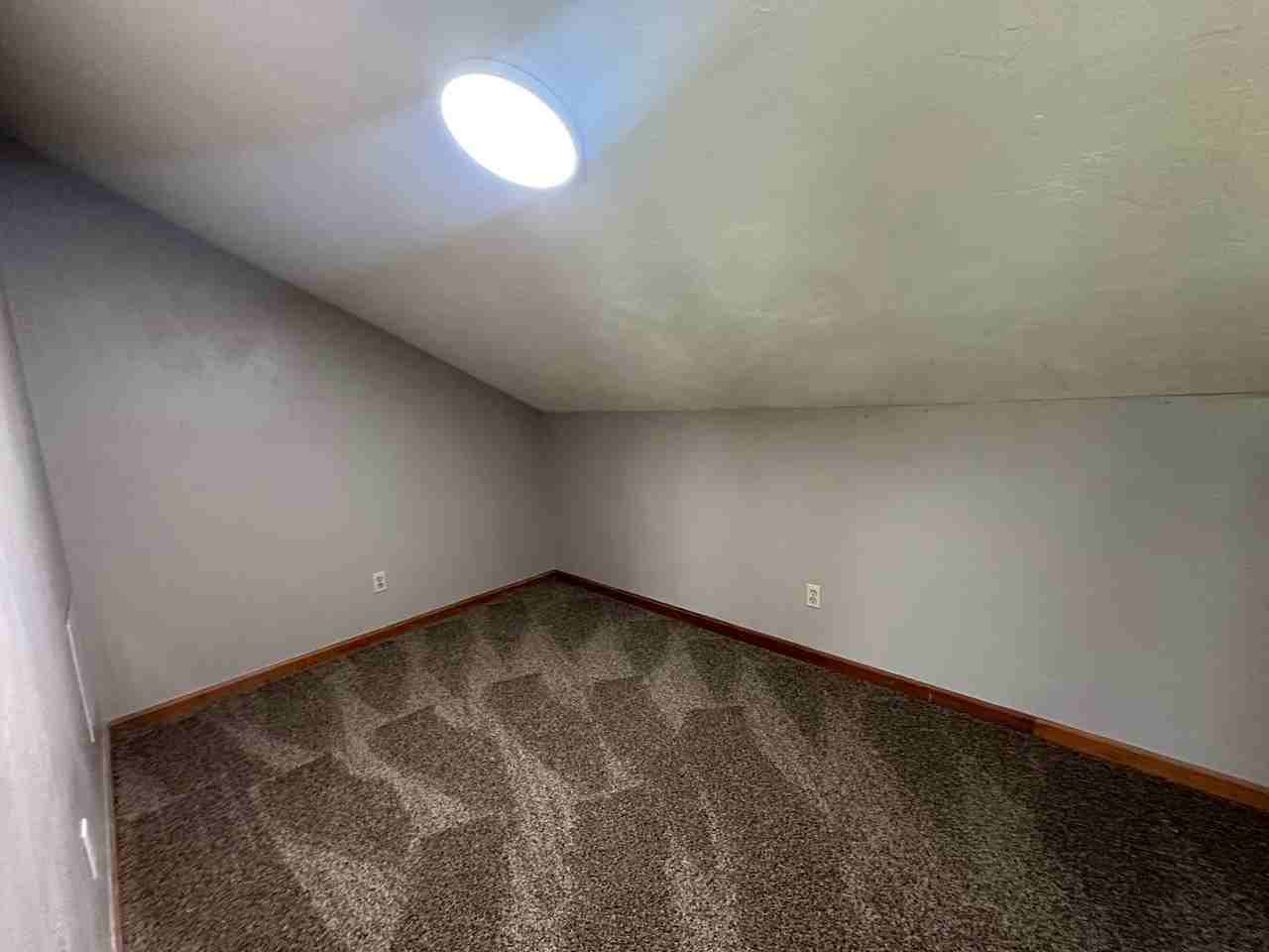 1504 Keily Run - Photo 7 of 9