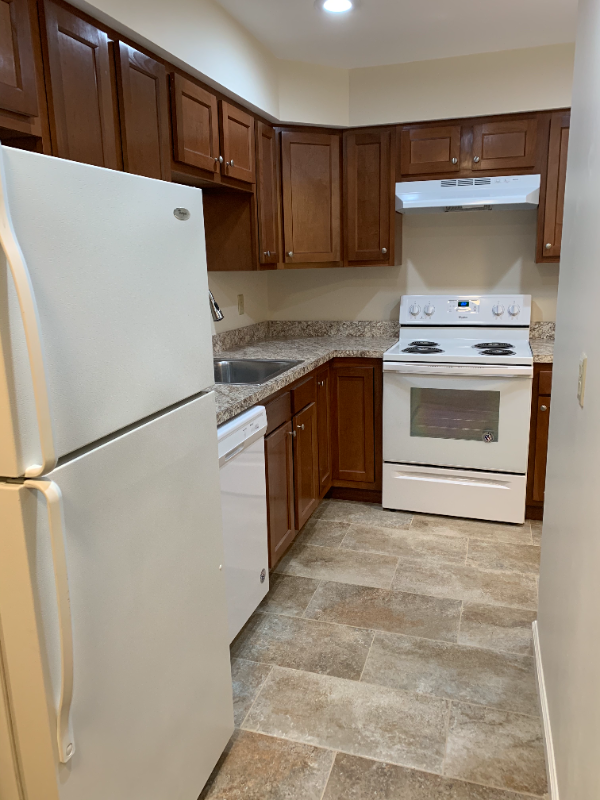 200 Pleasant Ave #18 - Photo 2 of 11