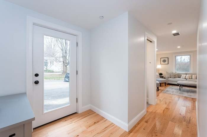 52 Salem St #C - Photo 2 of 18