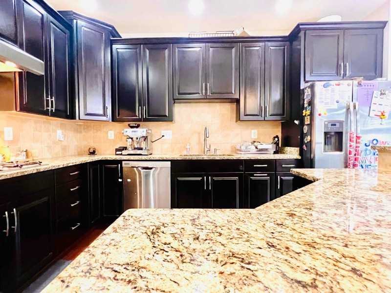 23423 Colts Run Sq - Photo 2 of 45