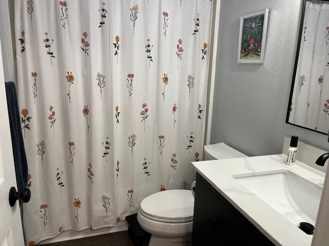 3843 Randolph St - Photo 2 of 9