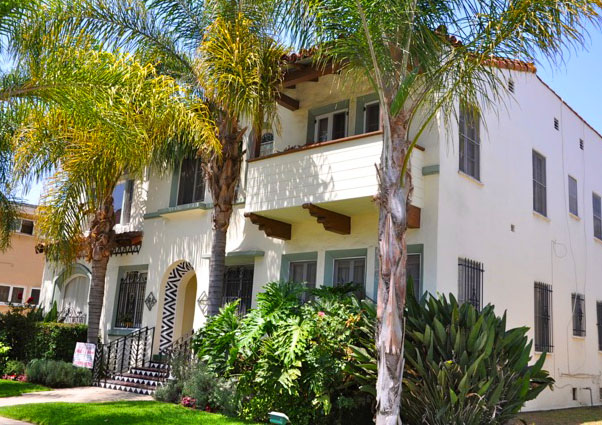 325 South Cochran Avenue #203 - Photo 2 of 12